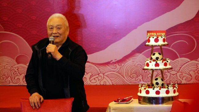 愿我们每个人都能像周大江一样，在人生剧本里活出不被算法绑架的滚烫人生！